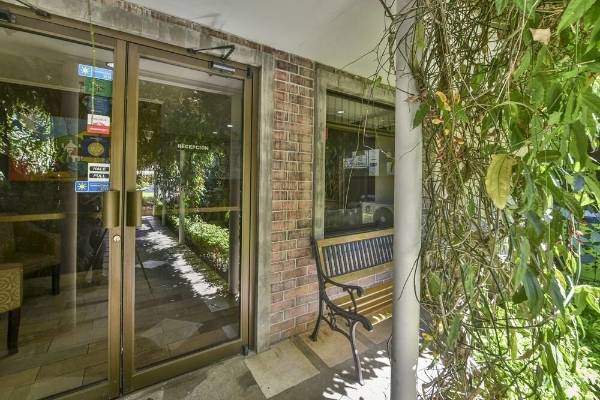 La Riviera Hotel Bed and Breakfast